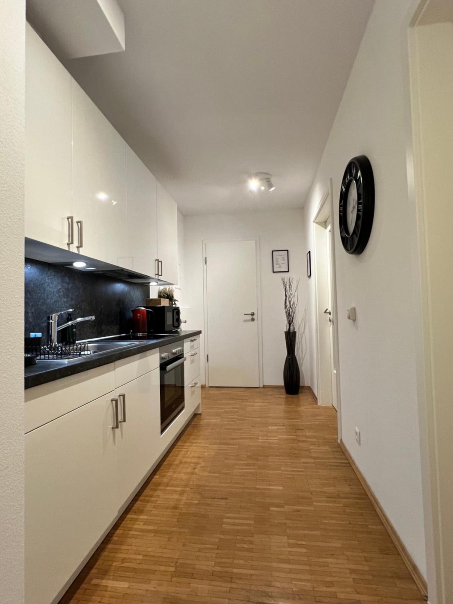 Moderne Wohnung Naehe Hbf-Lift-Tiefgarage-Contactless Check-In Ганновер Экстерьер фото
