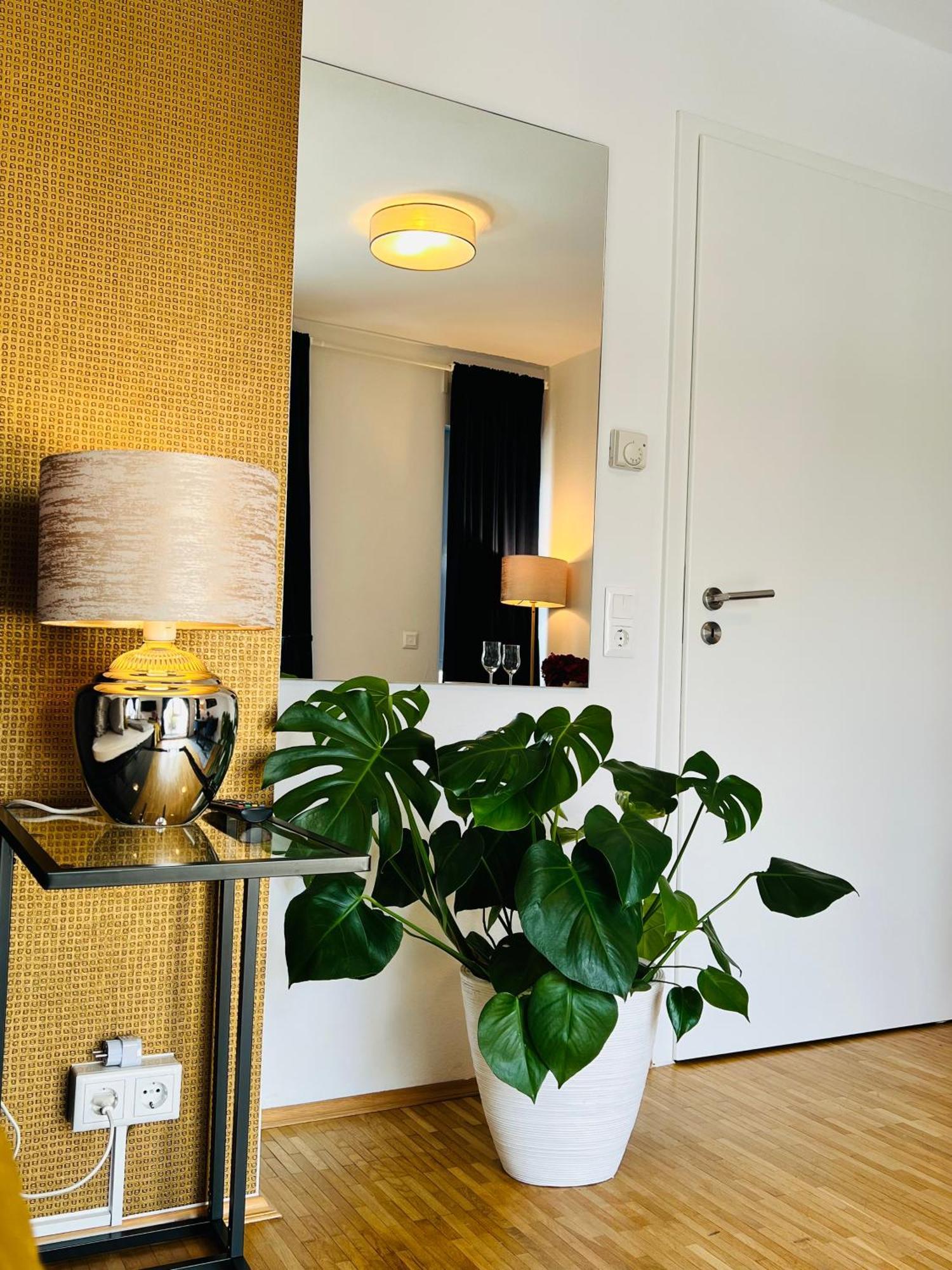 Moderne Wohnung Naehe Hbf-Lift-Tiefgarage-Contactless Check-In Ганновер Экстерьер фото